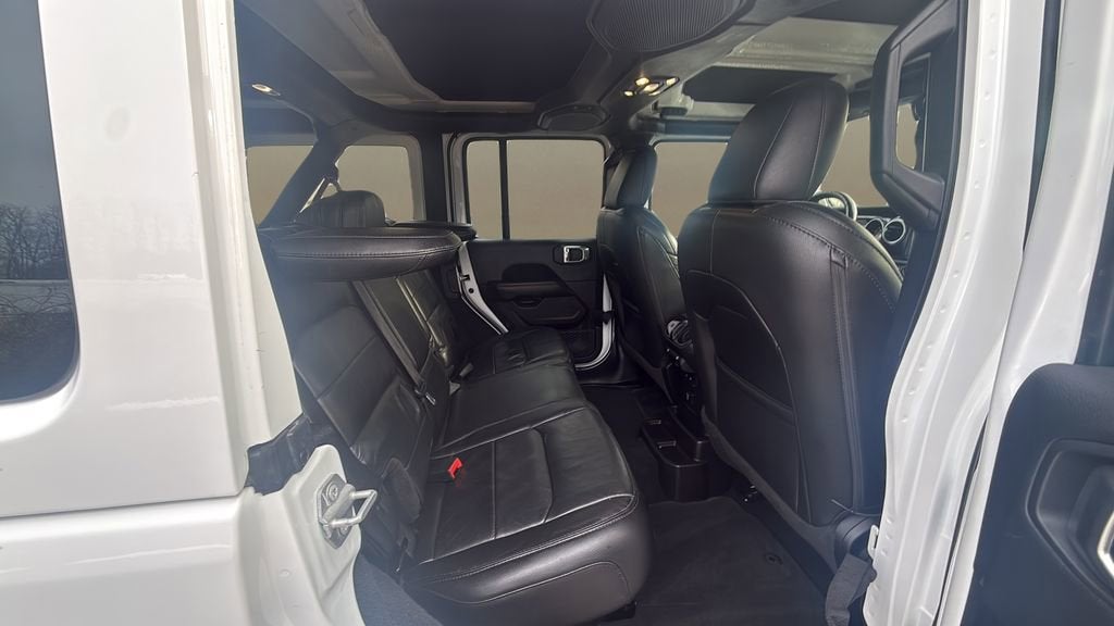 2020 Jeep Wrangler Unlimited Sahara Altitude