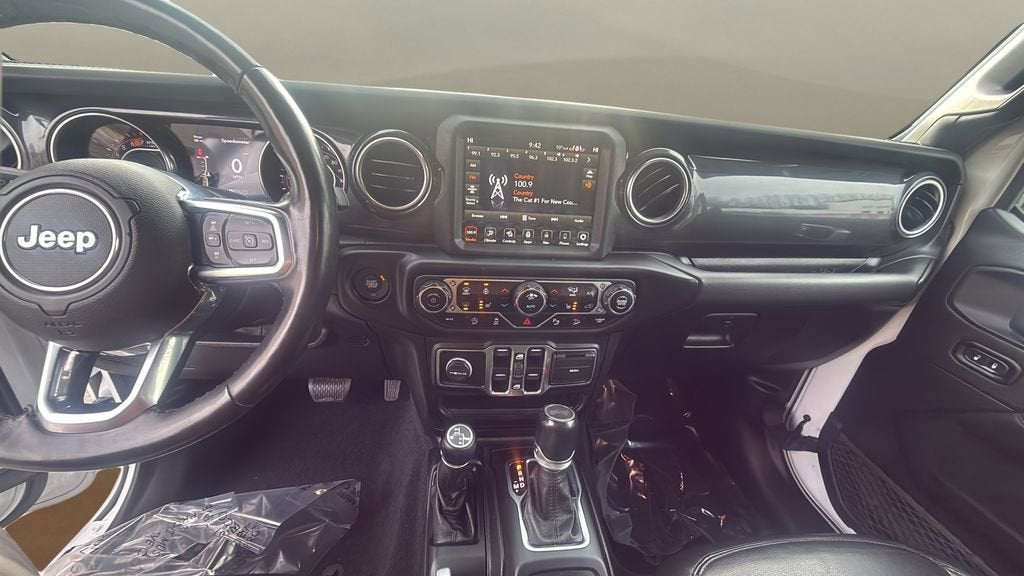 2020 Jeep Wrangler Unlimited Sahara Altitude