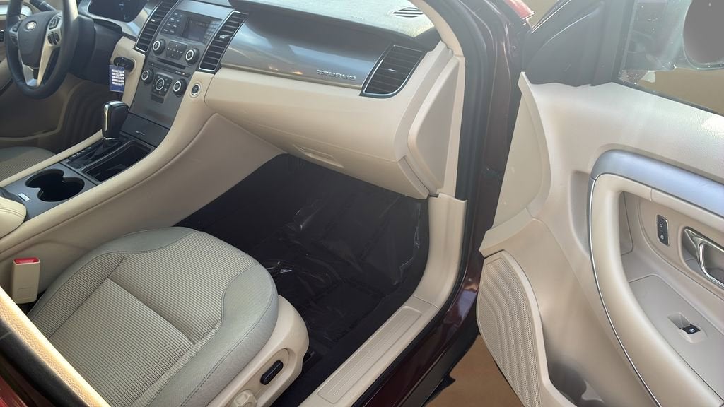 2019 Ford Taurus SEL