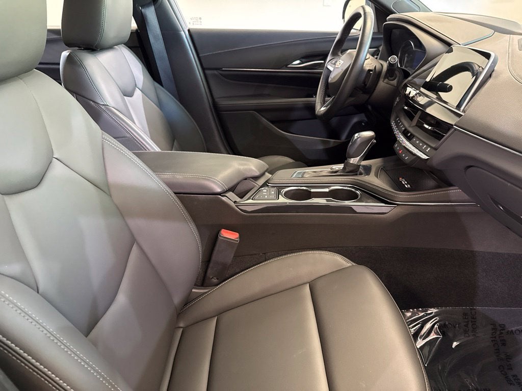 2026 Cadillac CT4 Luxury