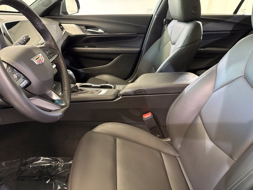 2026 Cadillac CT4 Luxury