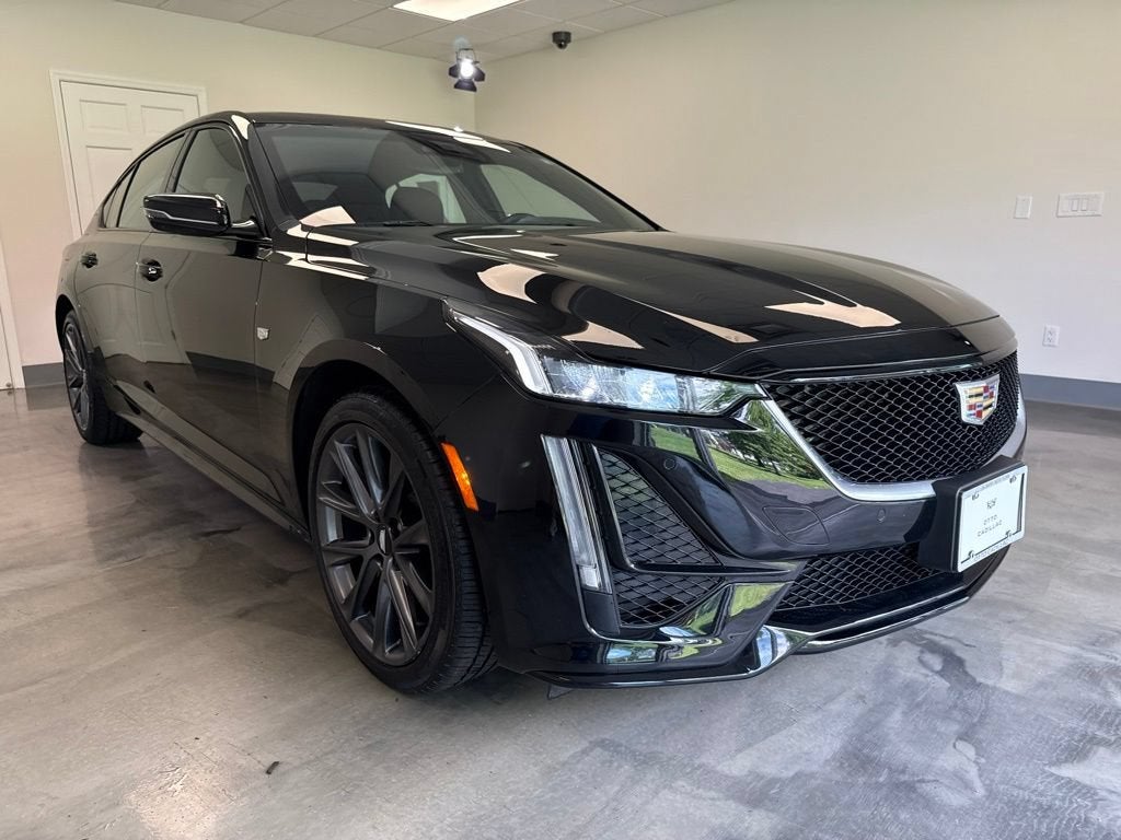 2022 Cadillac CT5 Sport