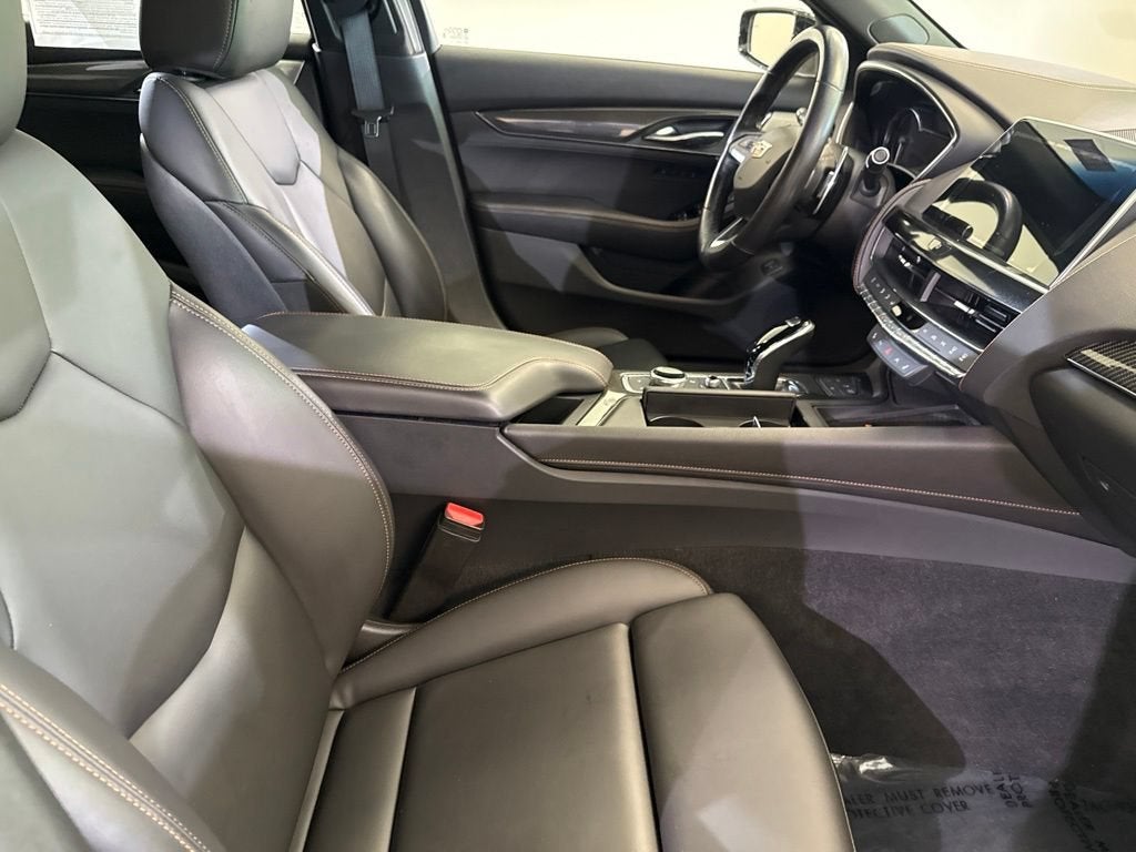 2022 Cadillac CT5 Sport