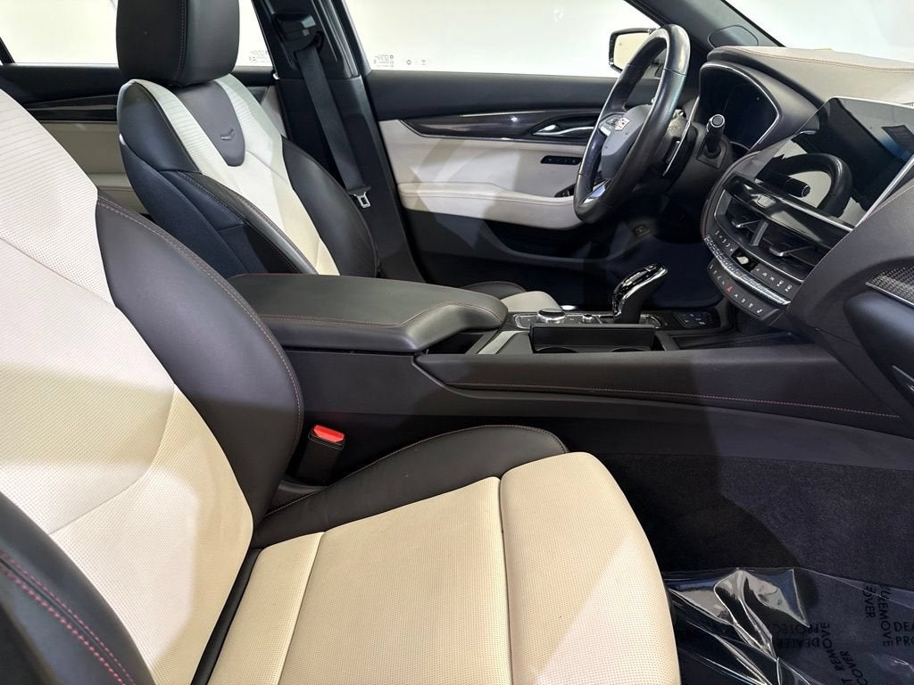 2023 Cadillac CT5 Sport
