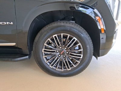 2025 GMC Yukon Elevation