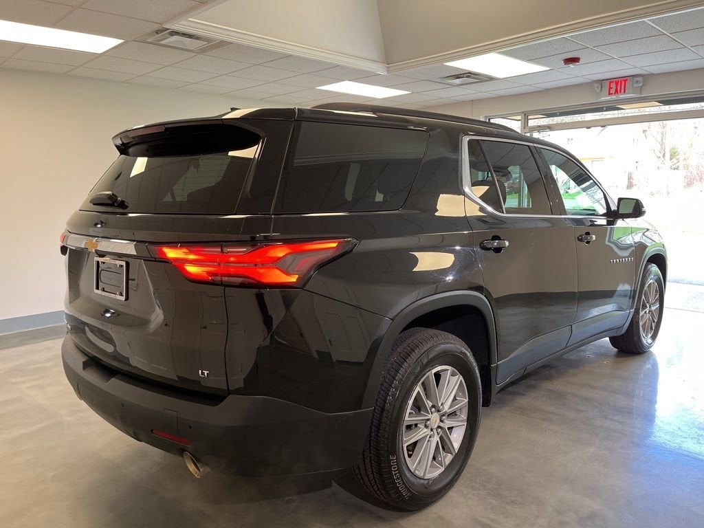 2022 Chevrolet Traverse LT Cloth