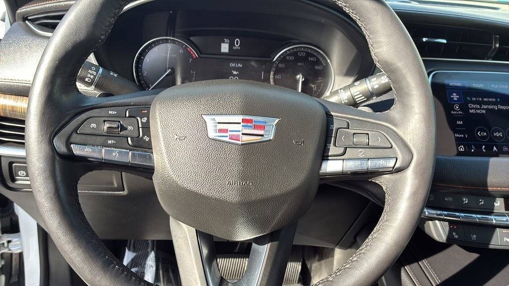 2021 Cadillac XT4 Premium Luxury