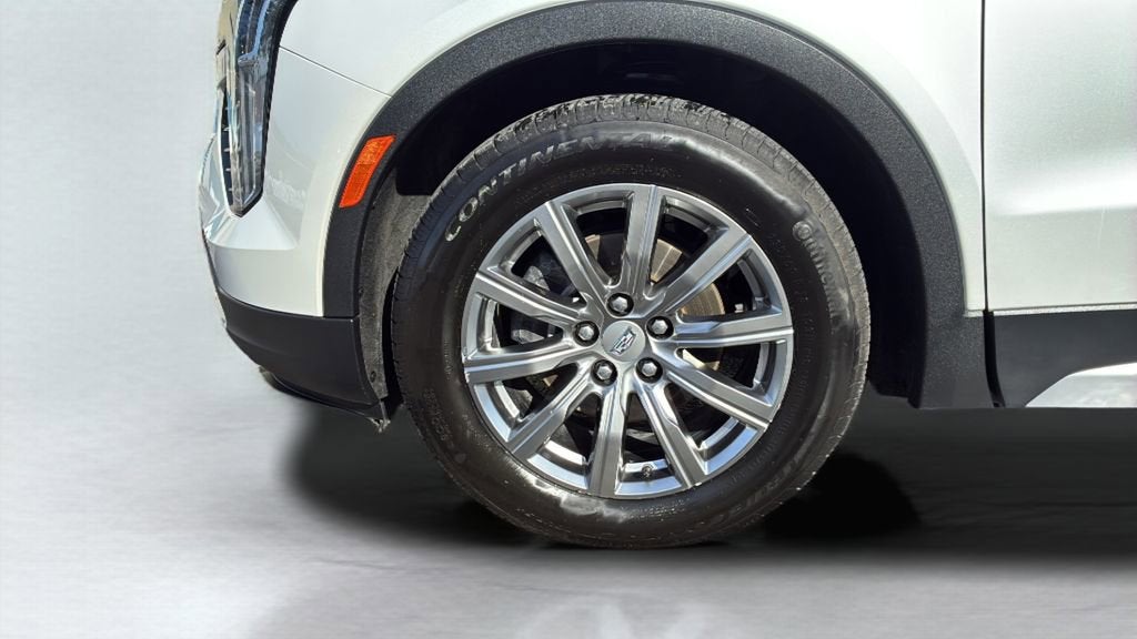 2021 Cadillac XT4 Premium Luxury