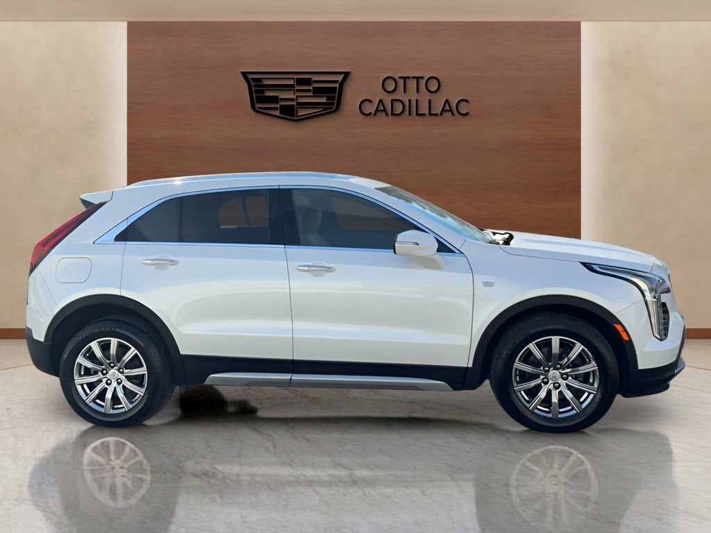 2021 Cadillac XT4 Premium Luxury