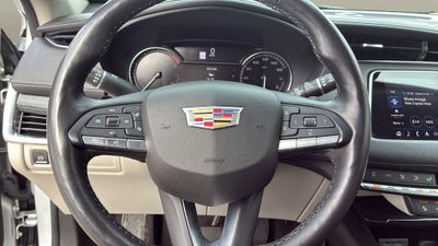 2021 Cadillac XT4 Premium Luxury