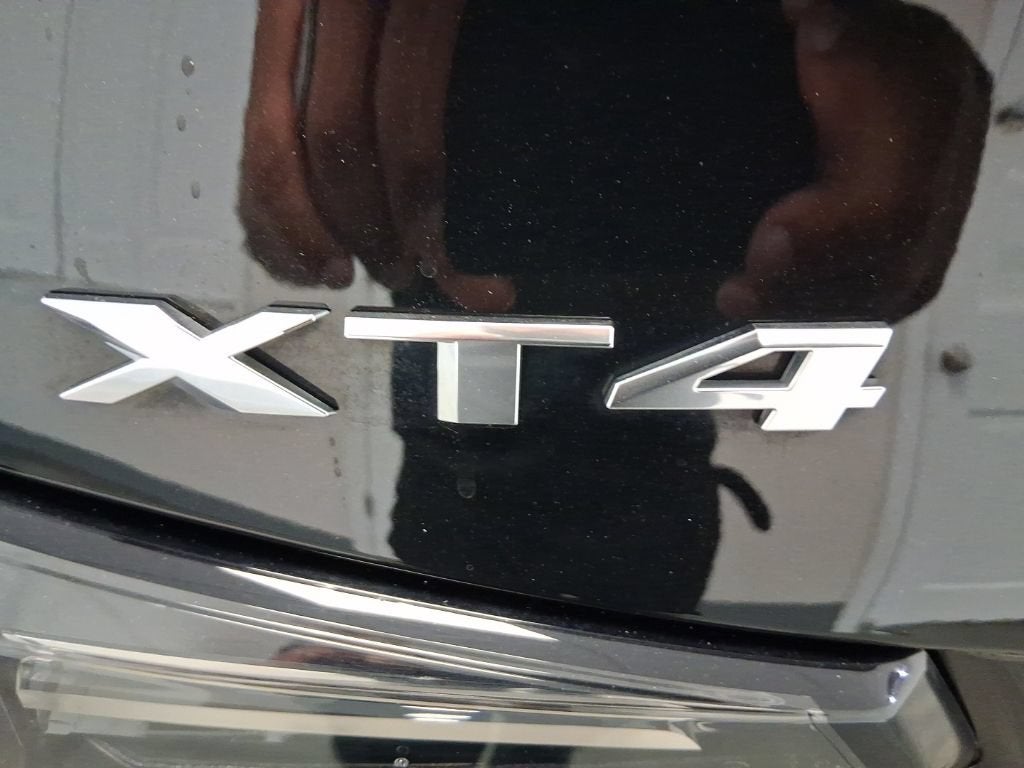 2020 Cadillac XT4 AWD Sport