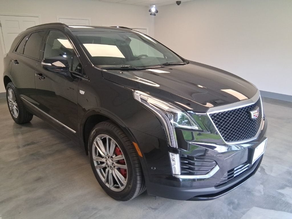 2026 Cadillac XT5 Sport
