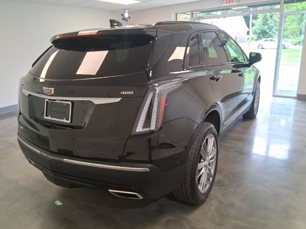 2026 Cadillac XT5 Sport