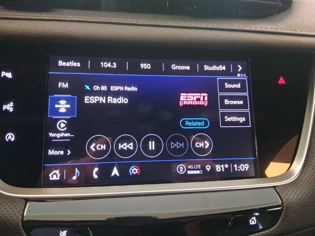 2026 Cadillac XT5 Sport