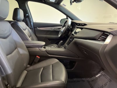 2024 Cadillac XT6 Luxury