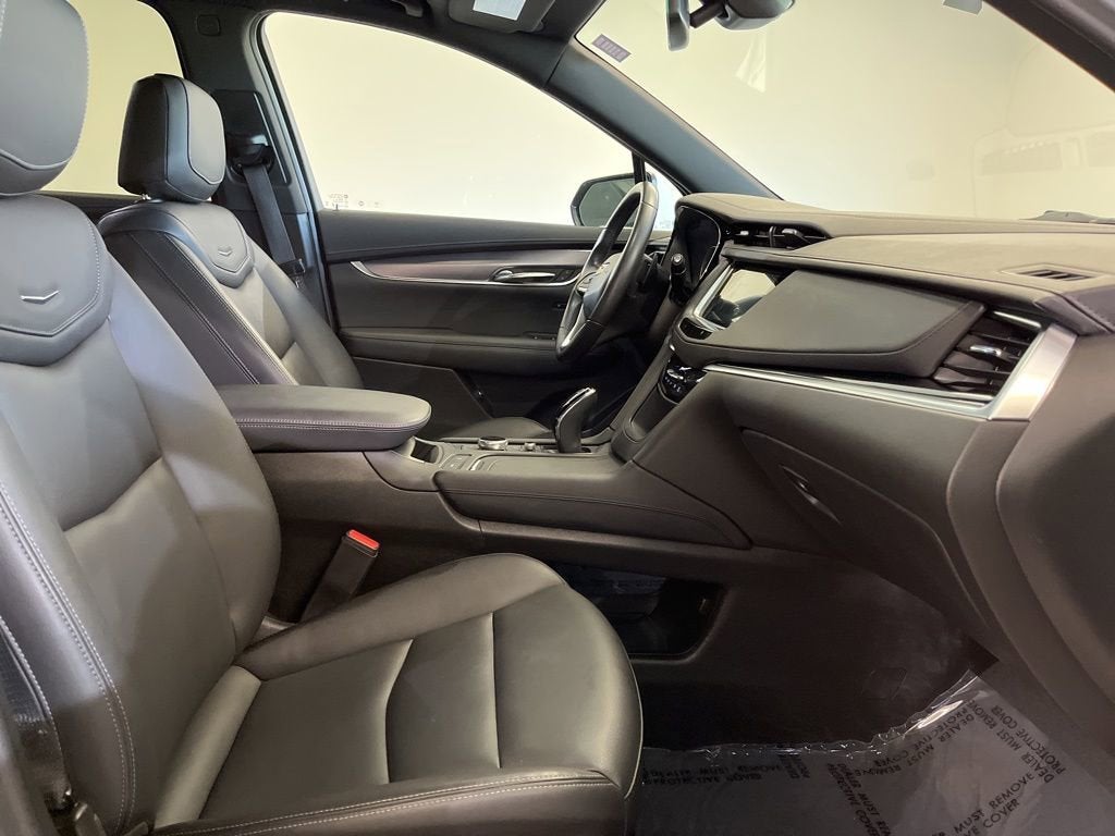 2024 Cadillac XT6 Luxury