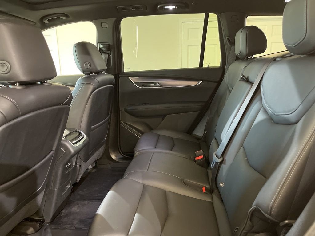 2024 Cadillac XT6 Luxury