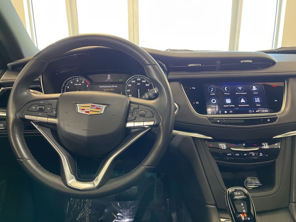 2024 Cadillac XT6 Luxury