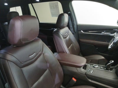 2022 Cadillac XT6 Premium Luxury