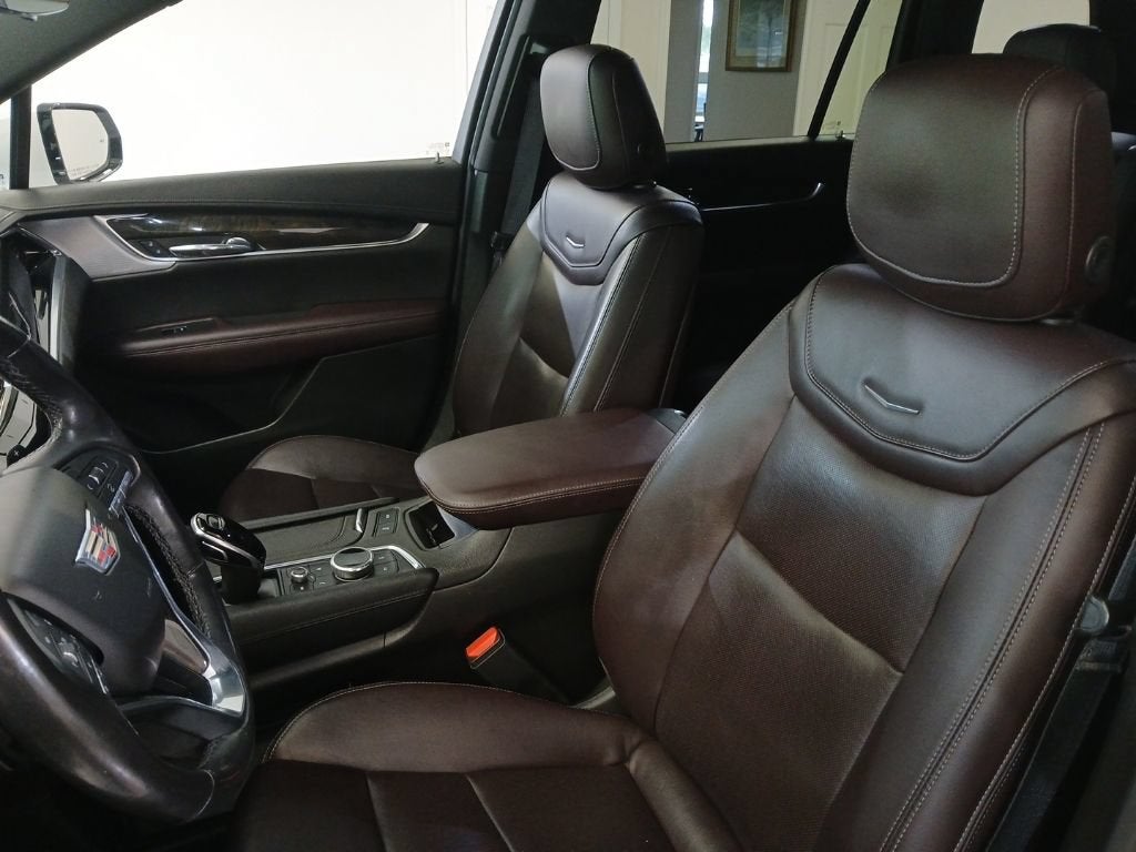 2022 Cadillac XT6 Premium Luxury