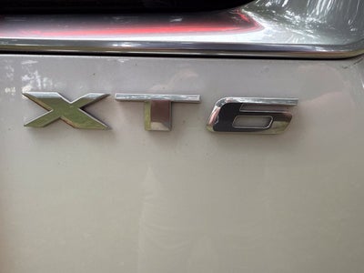 2022 Cadillac XT6 Premium Luxury