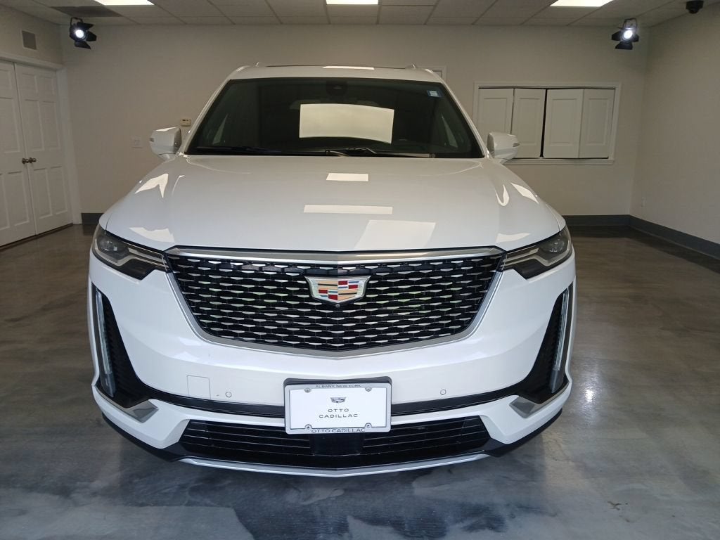 2022 Cadillac XT6 Premium Luxury