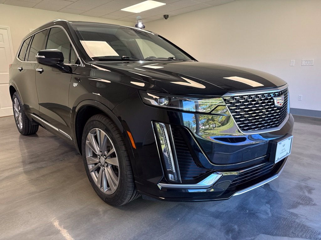 2023 Cadillac XT6 AWD Premium Luxury