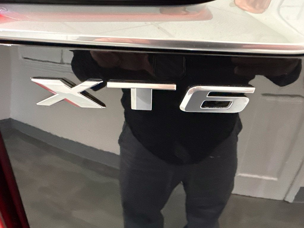2023 Cadillac XT6 AWD Premium Luxury