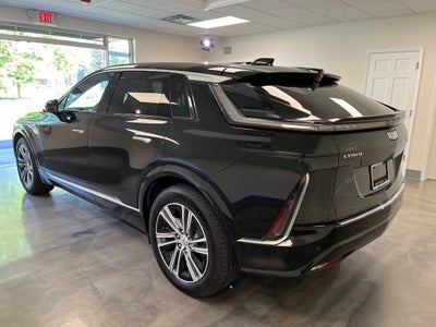 2024 Cadillac LYRIQ Luxury 1