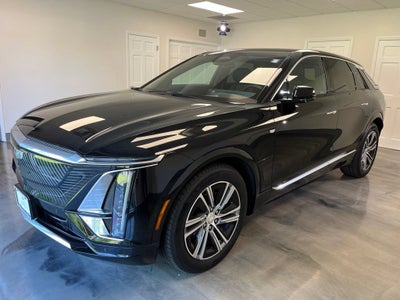 2024 Cadillac LYRIQ Luxury 1