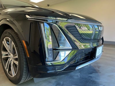2024 Cadillac LYRIQ Luxury 1