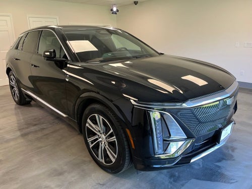 2024 Cadillac LYRIQ Luxury 1