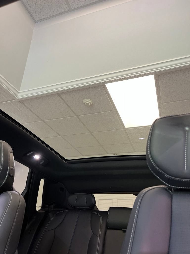 2024 Cadillac LYRIQ Luxury 1