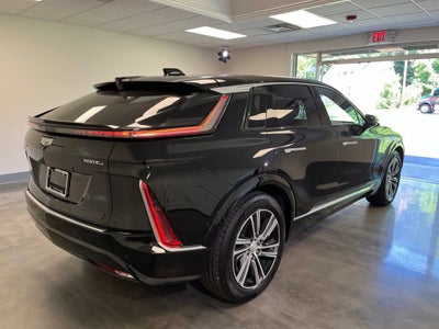 2024 Cadillac LYRIQ Luxury 1