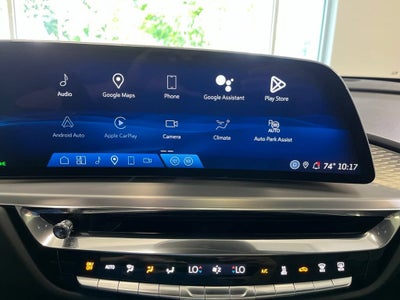 2024 Cadillac LYRIQ Luxury 1