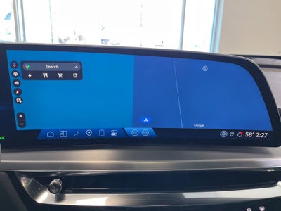 2024 Cadillac LYRIQ Luxury 2