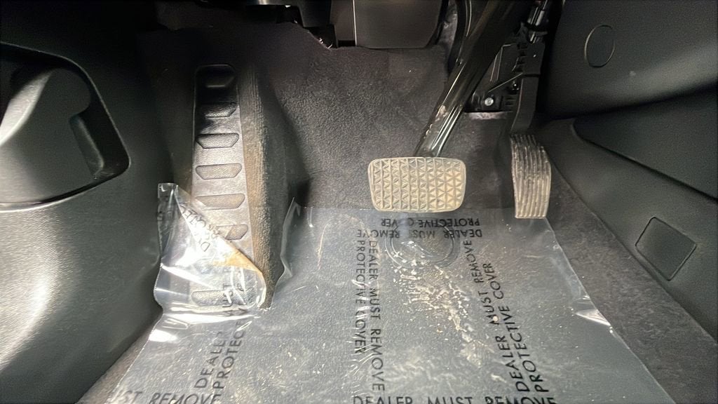 2024 Cadillac LYRIQ Sport 1