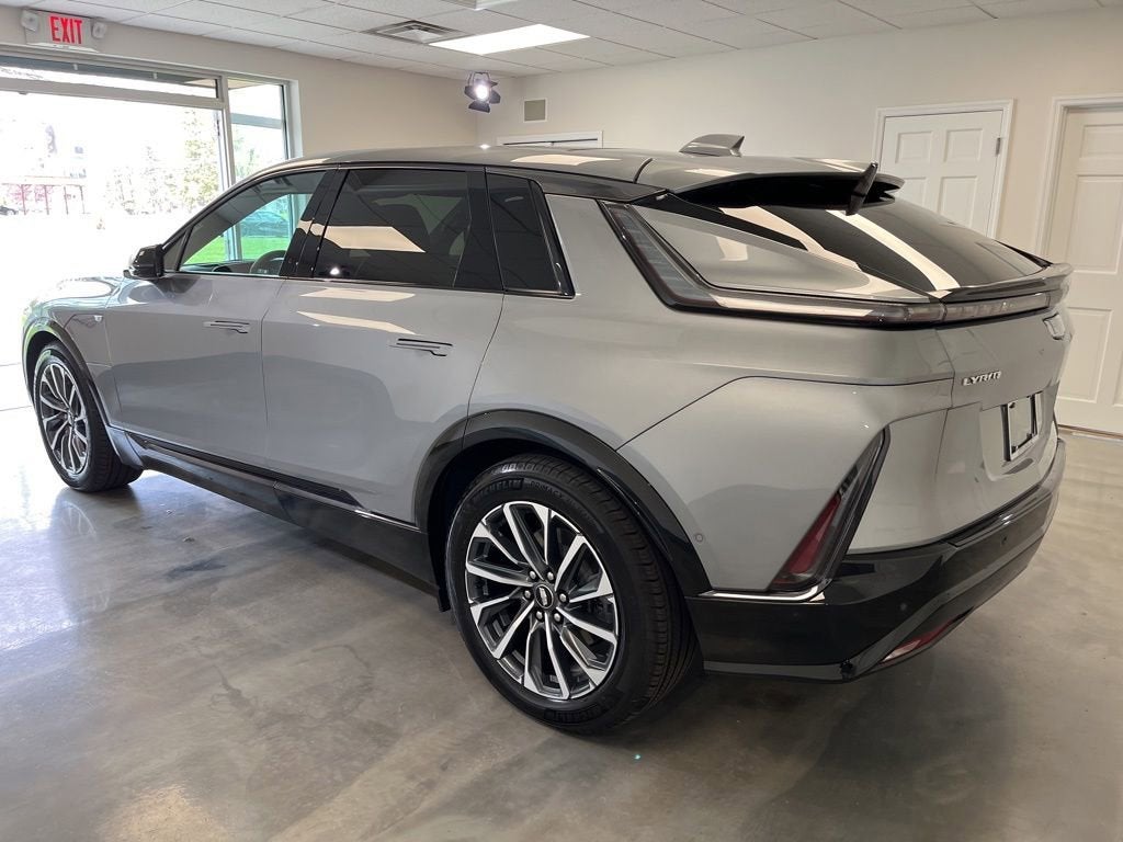 2024 Cadillac LYRIQ Sport 1