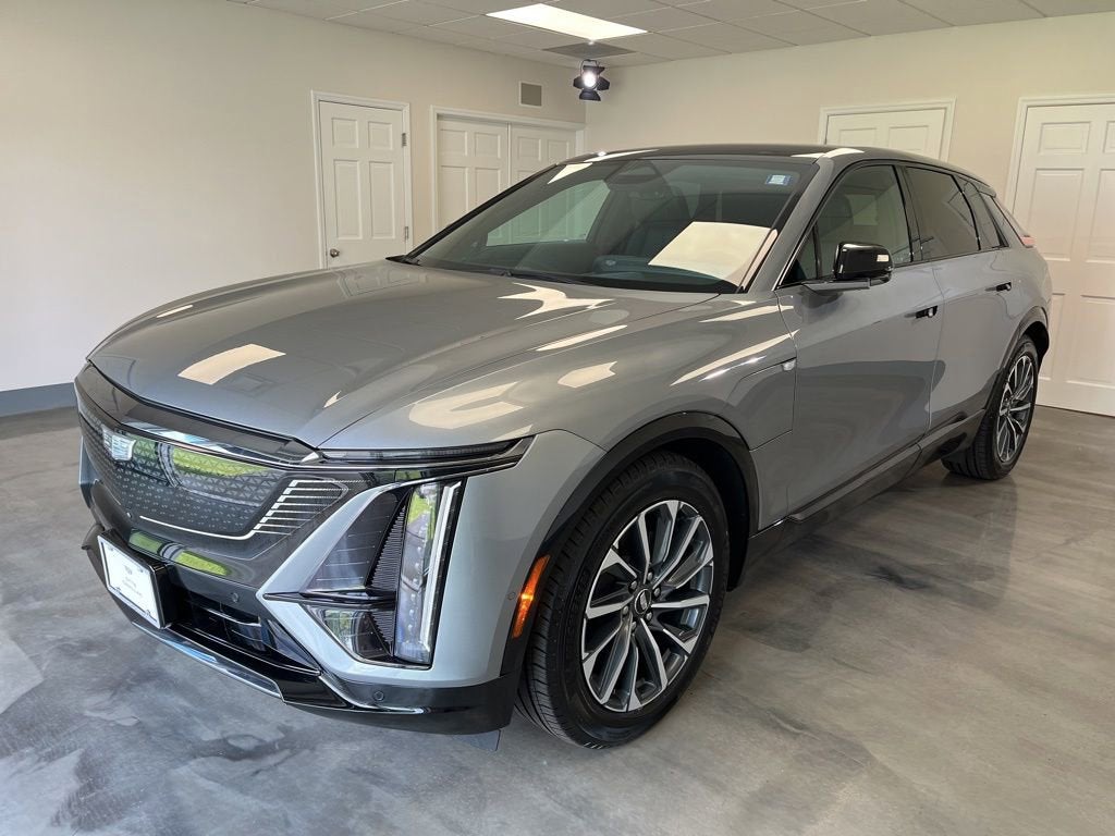 2024 Cadillac LYRIQ Sport 1