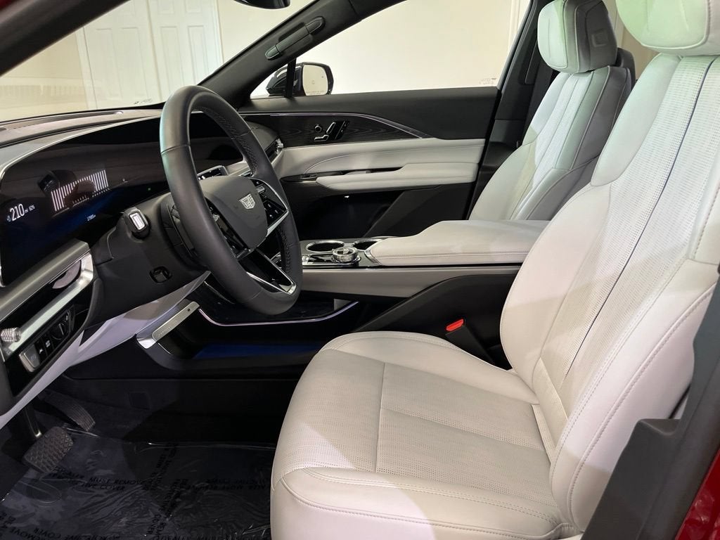 2024 Cadillac LYRIQ Sport 1