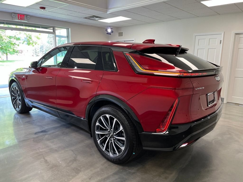 2024 Cadillac LYRIQ Sport 1