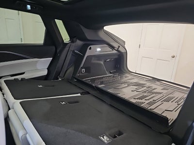 2024 Cadillac LYRIQ Sport 1