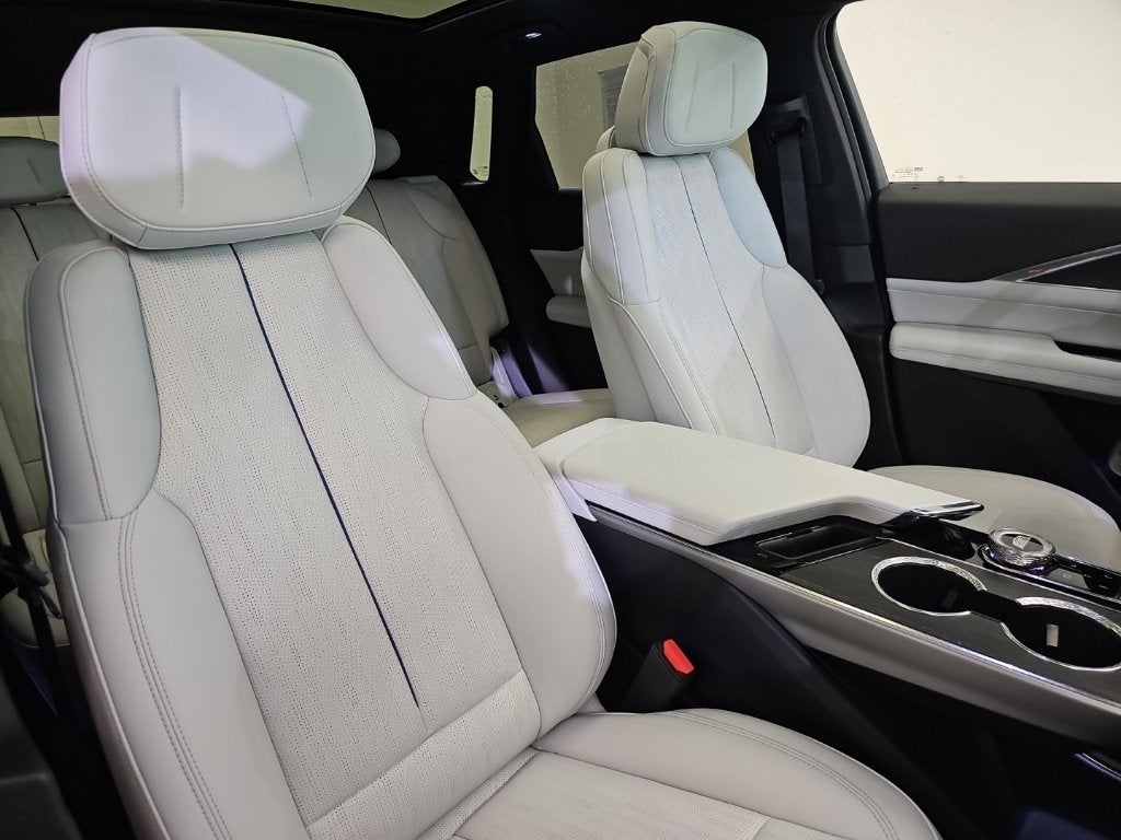 2024 Cadillac LYRIQ Sport 1