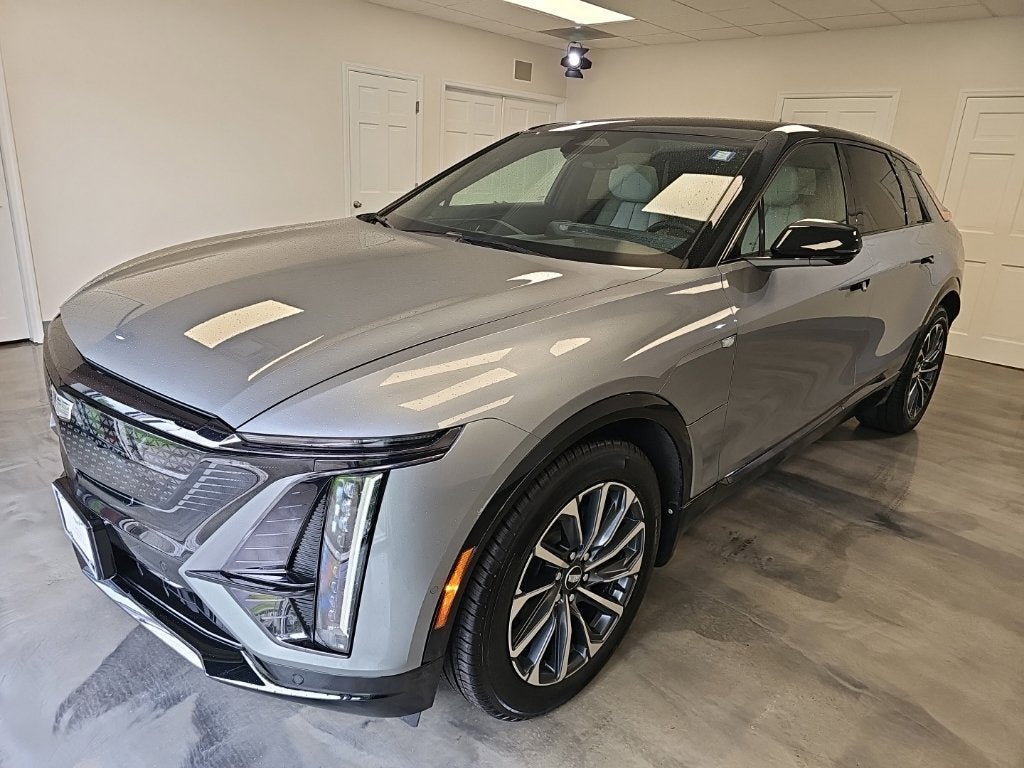 2024 Cadillac LYRIQ Sport 1