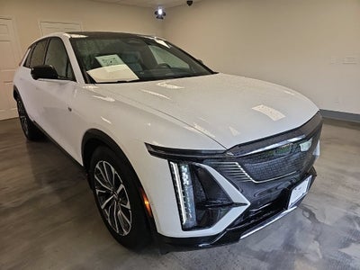 2024 Cadillac LYRIQ Sport 2