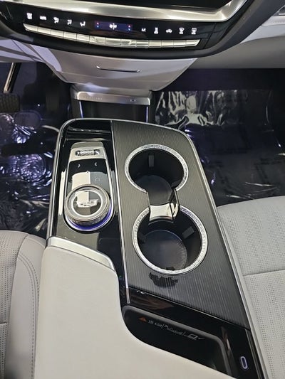 2024 Cadillac LYRIQ Sport 2
