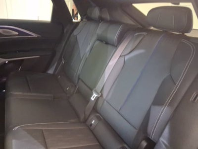 2024 Cadillac LYRIQ Sport 2