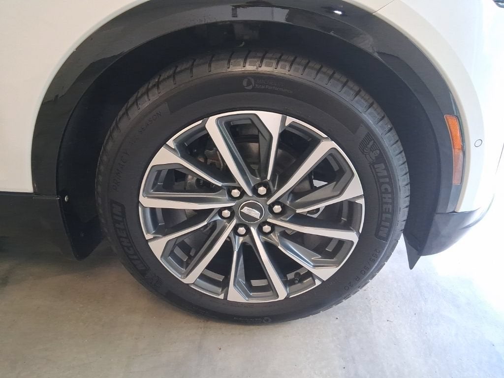 2024 Cadillac LYRIQ Sport 2