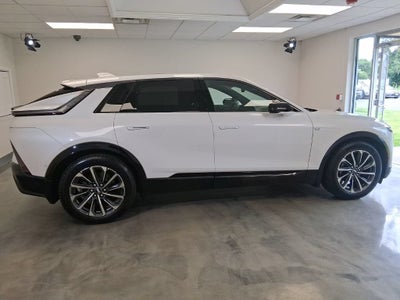 2024 Cadillac LYRIQ Sport 2