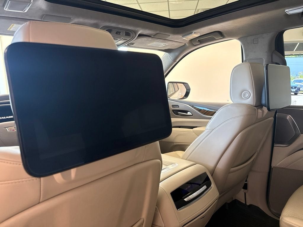 2022 Cadillac Escalade Sport Platinum